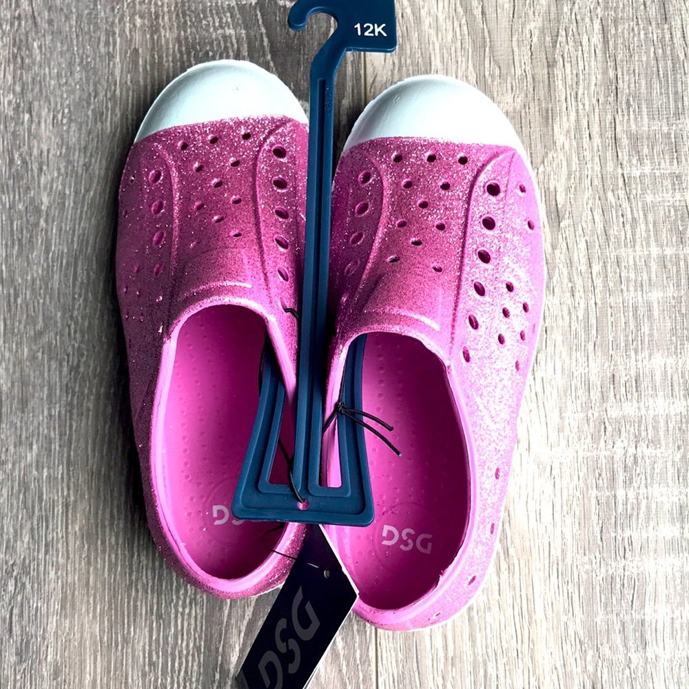 DSG water shoes
